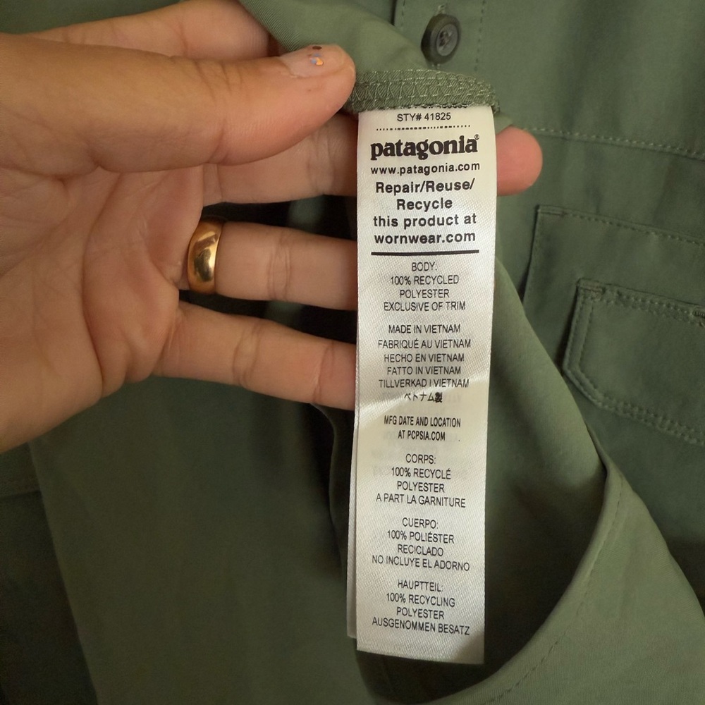 Patagonia Men’s Long Sleeves Self-Guided Sun Shirt - Picture 5 of 6